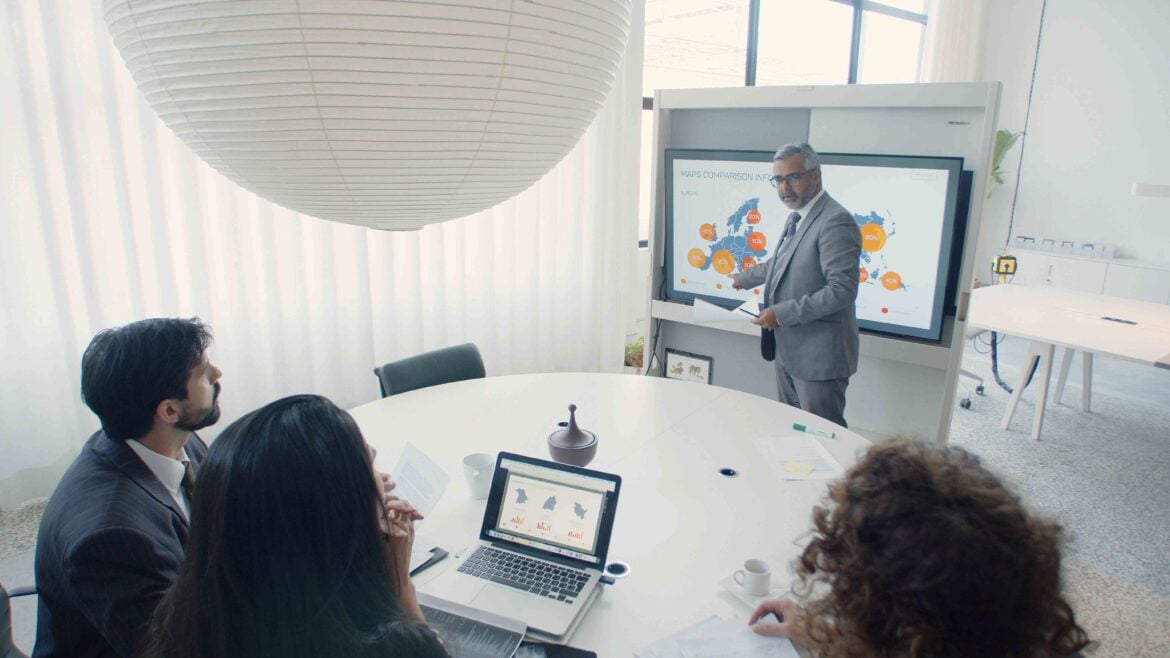 dealership sales meeting 2026 8 changes recover 5 hours
